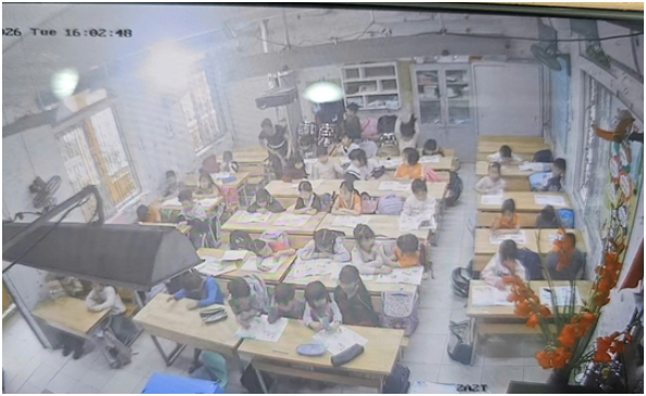 Rõ bản tường trình của cô giáo bị t:ố b:ắt học sinh li:ếm đất: Đổ thừa do học sinh tự đề xuất làm?