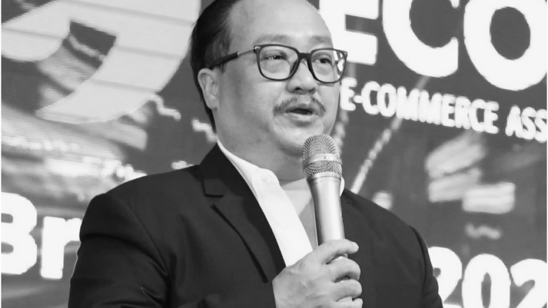 Rõ chân dung ông Nguyễn Ngọc Dũng, nguyên Chủ tịch Hiệp hội TMĐT Việt Nam vừa qu:a đ:ời: Nhìn mặt hiền từ, dễ mến vậy mà