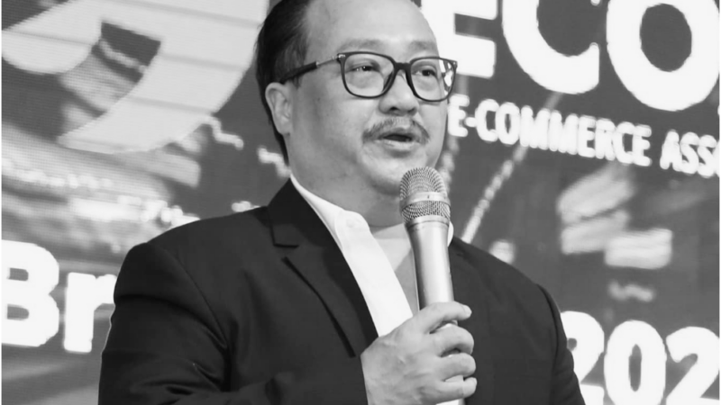 Rõ tính cách của Nguyễn Ngọc Dũng qua lời kể của nhiều anh em đồng nghiệp đã tiếp xúc: “Hiền lành, chất phác, dễ gần nhưng sao lại r:a đ:i nhanh vậy”