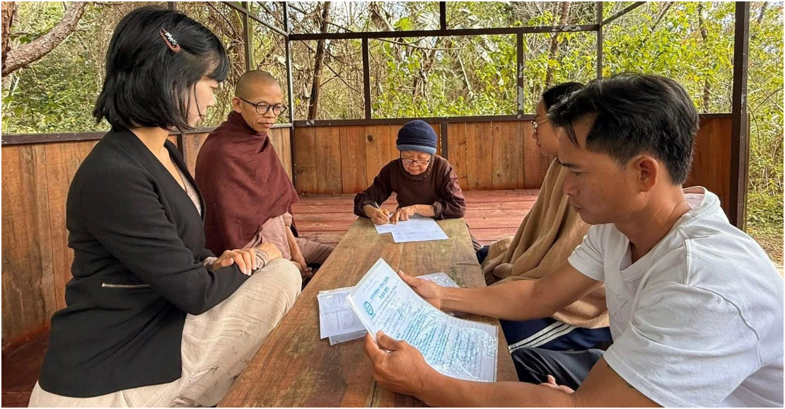 Thôi xong: Thầy Thích Nhuận Đạt và sư cô Chơn Giải chuyến này mệt rồi, cô gái Tym quyết tất tay đưa họ vào tò