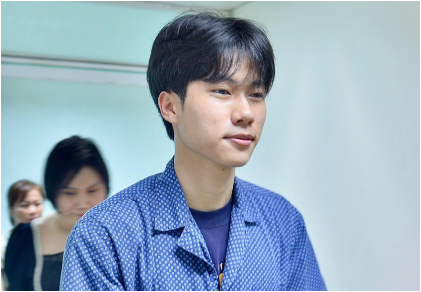 Nam sinh xô:ng vào đám ch:áy c:ứu 5 người tuyên bố: ‘Đừng gọi tôi là anh hùng nữa, xin đấy’