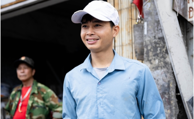 Đã tìm ra người đàn ông ph::á mái tôn cứu người trong đám cháy nhà 7 tầng rồi âm thầm rời đi: “Không cần biết tên tôi đâu”