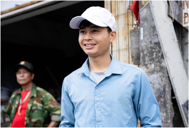 Đã tìm ra người đàn ông ph::á mái tôn cứu người trong đám cháy nhà 7 tầng rồi âm thầm rời đi: “Không cần biết tên tôi đâu”