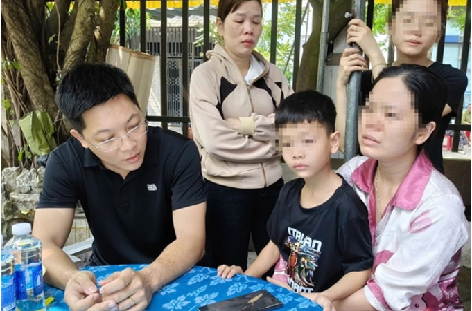 Vợ tài xế bị sa:th:ai ở Quảng Trị tiết l:ộ điều không ngờ: Anh phải va:y mượn để mua chiếc xe, kiếm cơm nuôi các con