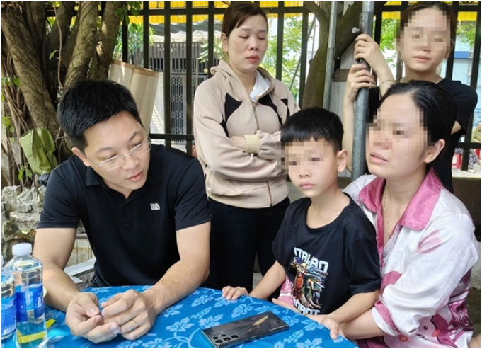 Vợ tài xế bị sa:th:ai ở Quảng Trị tiết l:ộ điều không ngờ: Anh phải va:y mượn để mua chiếc xe, kiếm cơm nuôi các con