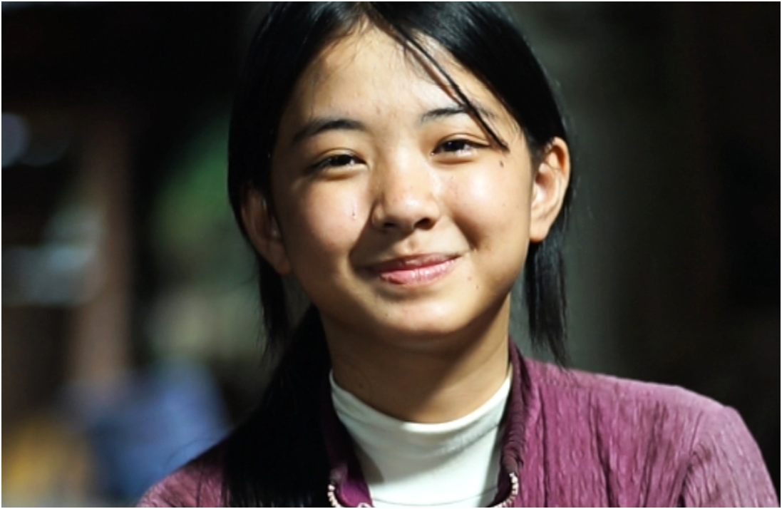 Quá xúc động: Bé gái 16 tuổi nuôi ba em nhỏ tuyên bố không nhận tiền từ thiện nữa, con số đã lên 4,5 tỷ