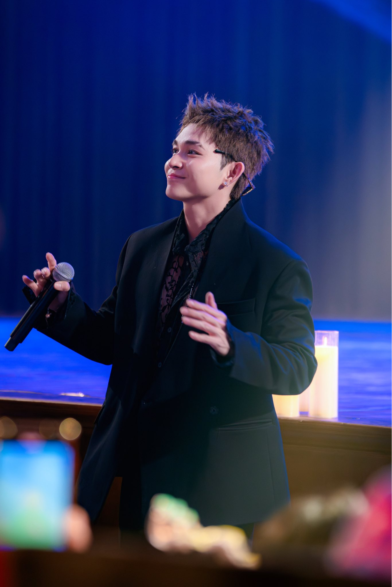 Jun Phạm và khoản tiền gần tỷ đồng gây bão MXH: Chuyện gì mà khiến dân mạng “rần rần” đến vậy?