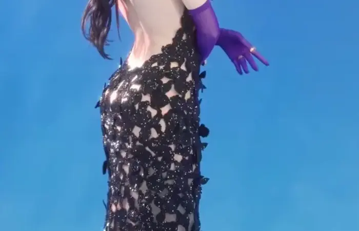 Ngọc Trinh diện váy cắt xẻ táo bạo, khoe một thứ trắng nuột: Anh nào  nhìn cũng chảy nước miếng