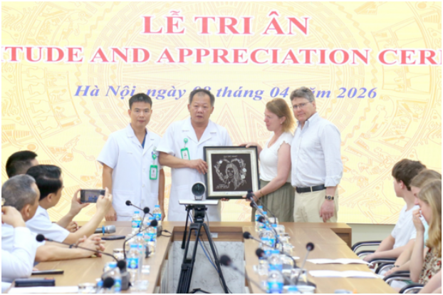 Bệnh viện Việt Đức: Xin biết ơn gia đình người Anh đã quyết định hiến tạ:ng con gái 19 tuổi gặp n:ạn khi đi du lịch Việt Nam!