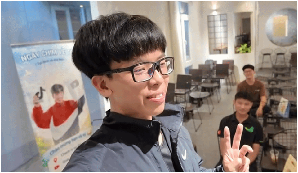 Tóp tóp cơ tận 1,6 triệu theo dõi, tổ chức off fan: Đến ngày thì chỉ có 2 người tới đang gây xôn xao