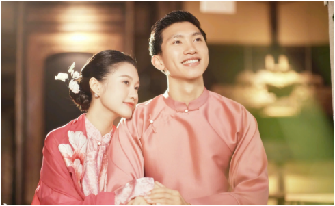 Xôn xao cầu thủ Đoàn Văn Hậu đi nhắn tin với gái lạ làm quen: Dù đã có vợ và có con rồi, đang rần rần rồi