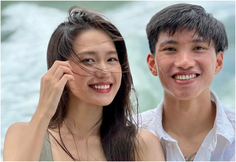 Trêu nhầm hoa có chủ, Đoàn Văn Hậu phải muối mặt xin lỗi bạn trai người ta: Nhục thật sự!