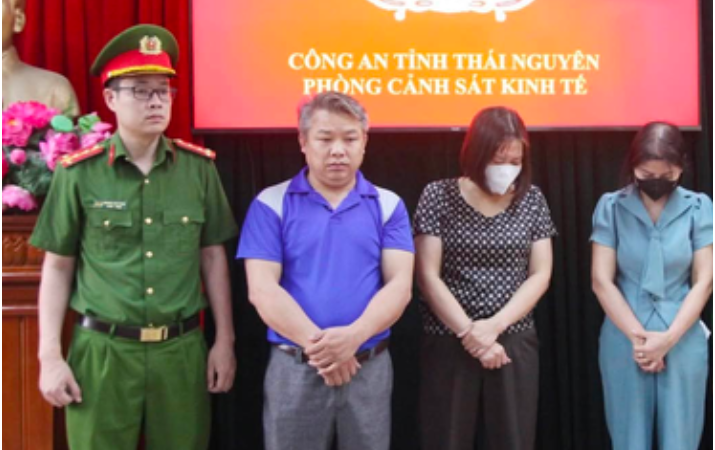 B:ắt ông chú kỹ tính cùng hiệu trưởng vụ tuồn thịt heo bệnh vào trường mầm non: Chuyến này mệt thật rồi đây