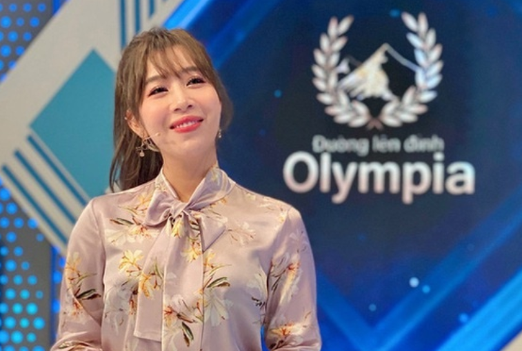 Rõ thân thế của BTV Diệp Chi: Nhiều người không ngờ tới luôn, con gái Đại tá, Anh hùng LLVTND và từng là thủ khoa đại học