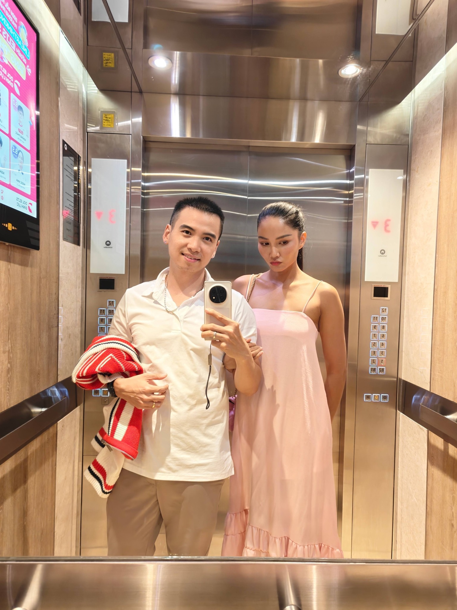 H’Hen Niê vừa sinh con chưa lâu đã tiếp tục báo tin vui khiến dân mạng bất ngờ, ai cũng thốt lên: “Nhanh vậy luôn sao?”