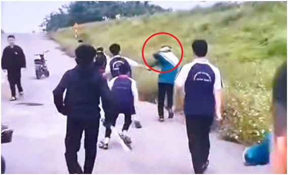 Các phụ huynh của nhóm học sinh đ:á::nh hội đồng nam sinh lớp 9 muốn bồi thường chỉ 16 triệu đồng: “Đó là quá nhiều rồi, còn không thì thôi”