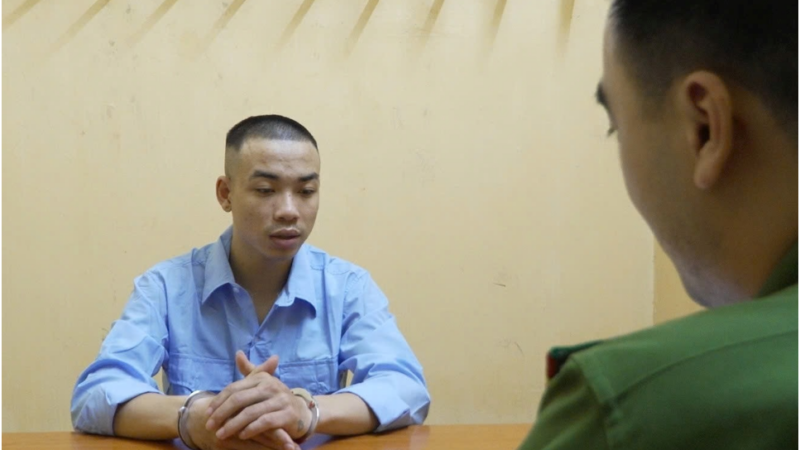 Bố dượng thừa nhận bỏ đói và đ::á:nh đ::ậ:p bé gái 4 tuổi là để dạy dỗ: “Cho bé nên người, không phải h:ỗn l:á::o với người lớn”