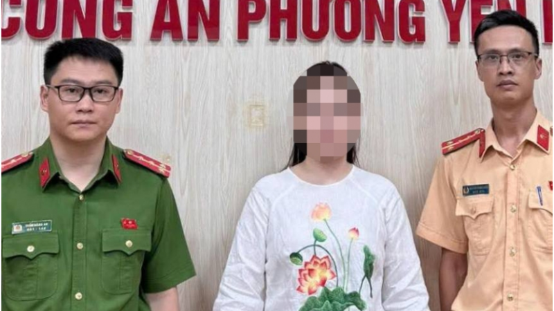 Người đàn ông tài xế lớn tuổi xin cho chị gái tội nhé: CA tuyên bố vẫn sẽ xử phạt chị gái ch:ư:ởi tục, hà:nh h:ung người khác