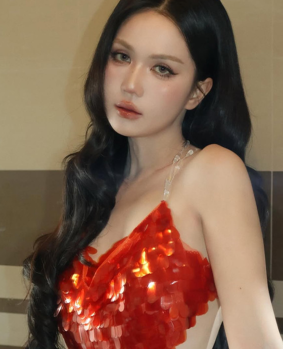 Ngọc Trinh tung bộ ảnh mới “đốt mắt” cõi mạng, khoe trọn đường cong nóng bỏng khiến dân tình không thể rời mắt: Chị cứ thế này thì ai chịu nổi!