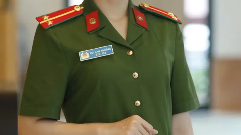 Lộ thông tin đời tư gây tranh cãi của diễn viên kiêm MC Lê Bống: Không ngờ ngày xưa chị từng làm lố và bất chấp đến vậy!