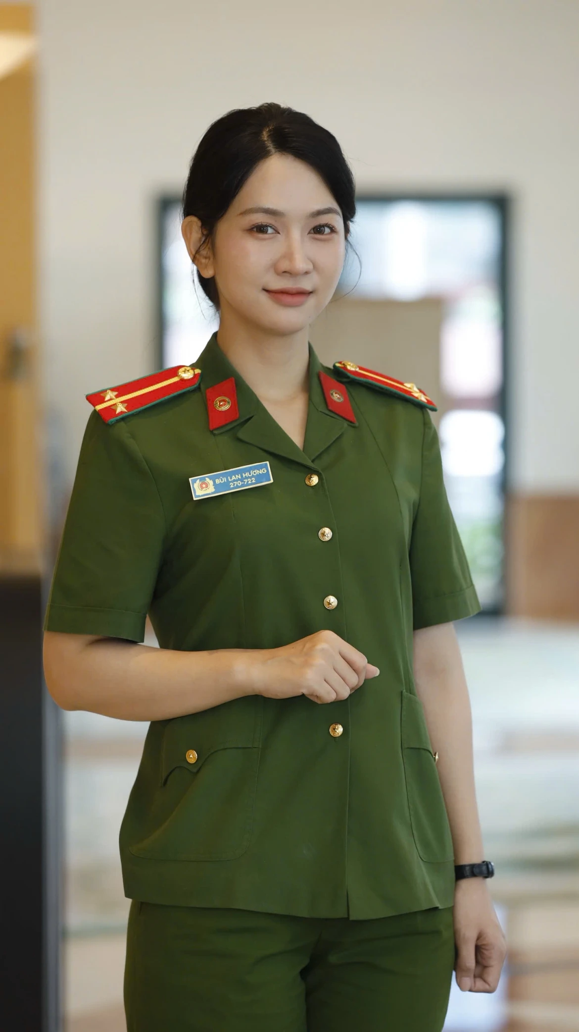 Lộ thông tin đời tư gây tranh cãi của diễn viên kiêm MC Lê Bống: Không ngờ ngày xưa chị từng làm lố và bất chấp đến vậy!