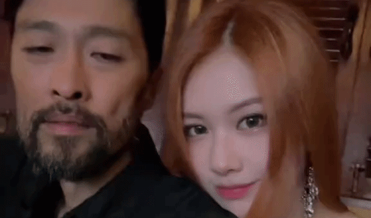 Johnny Trí Nguyễn lộ chuyện hẹn hò mỹ nhân kém 24 tuổi hậu chia tay mối tình 10 năm: Đàng gái tung cl:ip 8 giây gây sốc